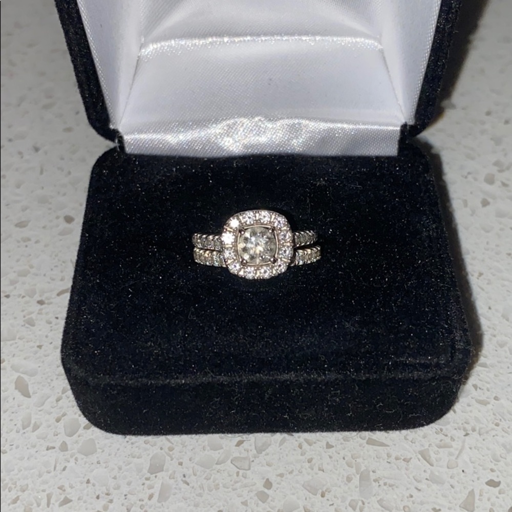 Neil Lane Wedding Ring Set